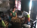 Krupuk packers * 640 x 480 * (51KB)